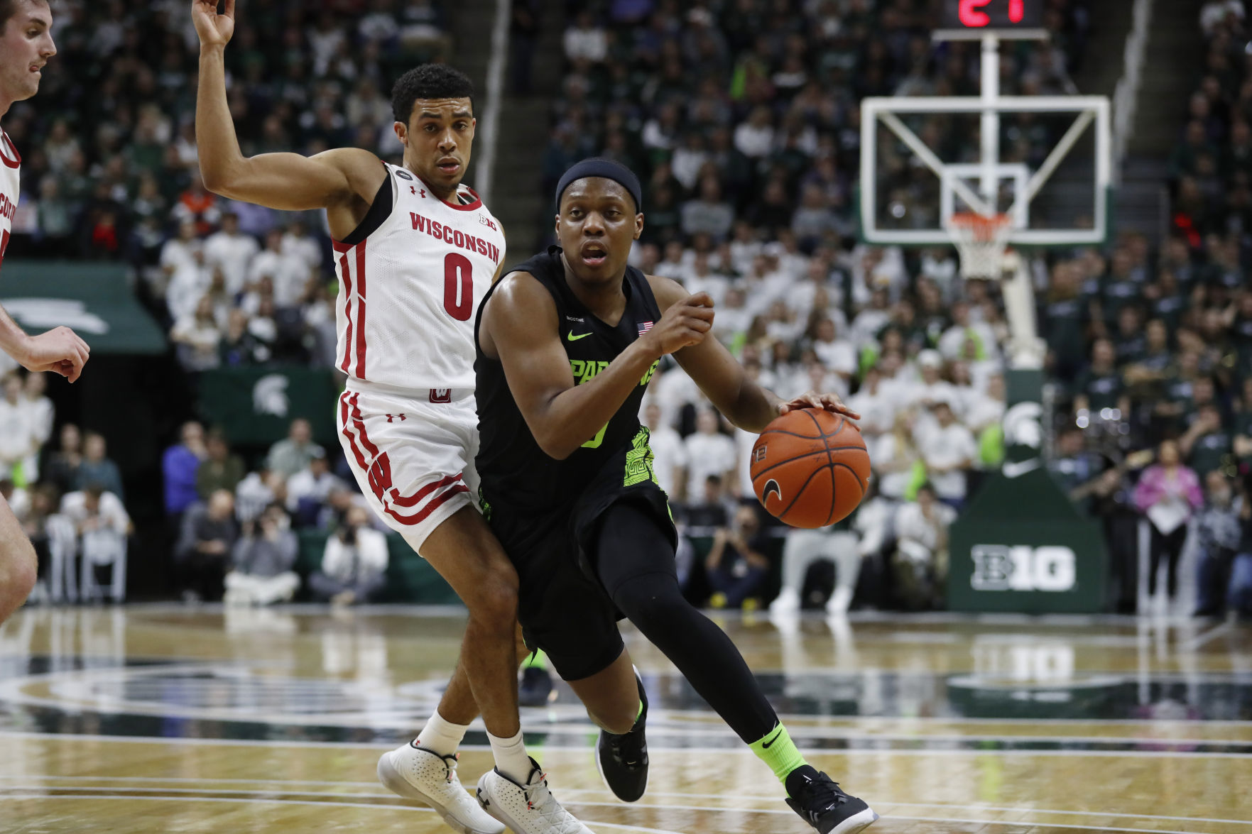 Spartans 67, Badgers 55
